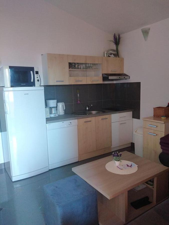 Apartmani Ivankovic Karlobag Dış mekan fotoğraf
