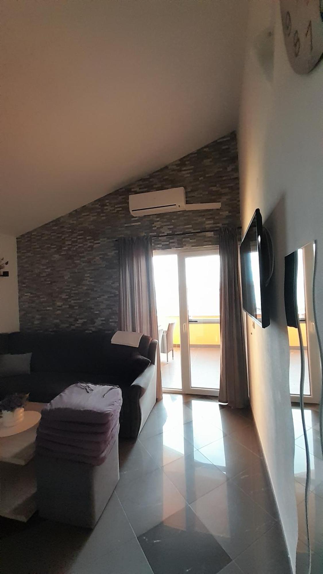Apartmani Ivankovic Karlobag Oda fotoğraf
