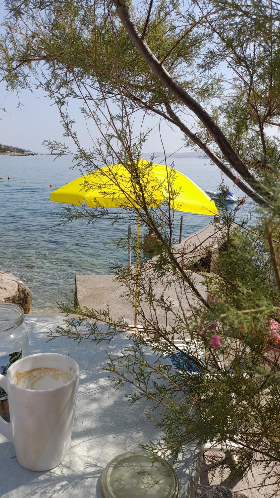 Apartmani Ivankovic Karlobag Oda fotoğraf